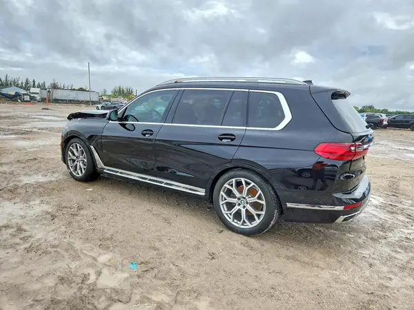 5UXCW2C03L9C44147 2020 BMW X7 - Image 2