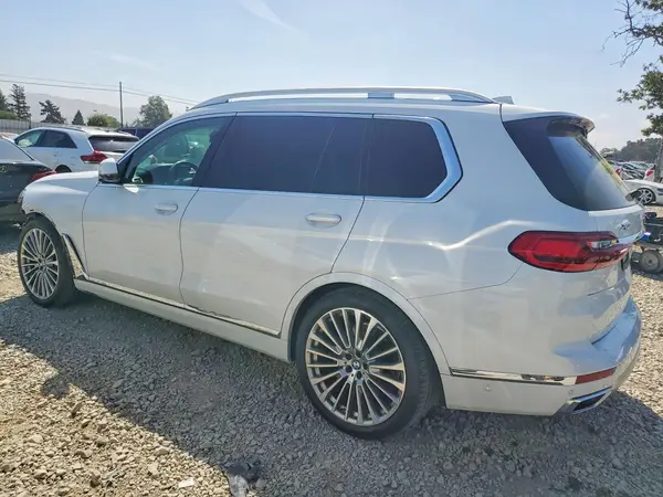 5UXCW2C03L9C95583 2020 BMW X7 - Image 2