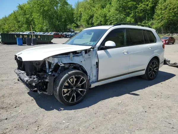 5UXCW2C03M9D77539 2021 BMW X7 - Image 1