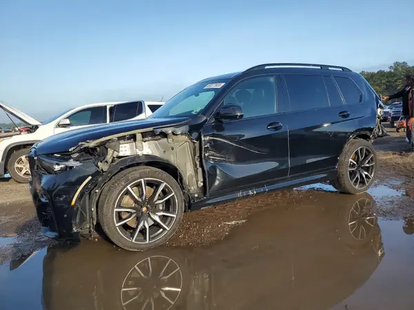 5UXCW2C03M9D83339 2021 BMW X7 - Image 1