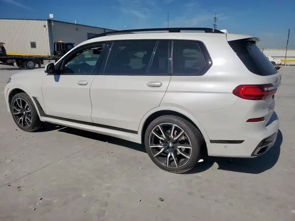 5UXCW2C03M9E27100 2021 BMW X7 - Image 2