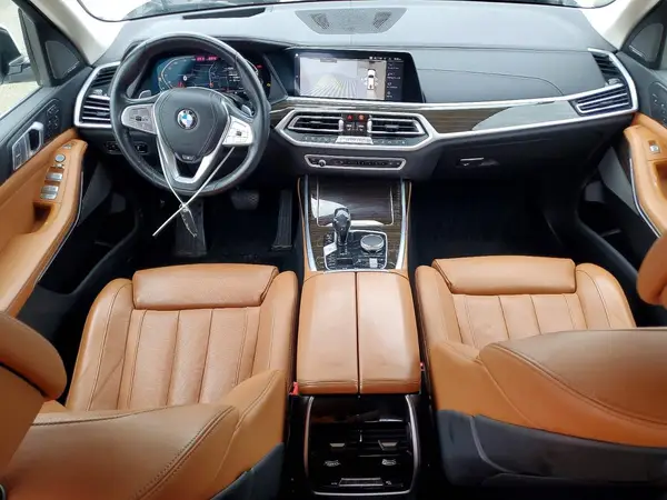 5UXCW2C03M9E41093 2021 BMW X7 - Image 8