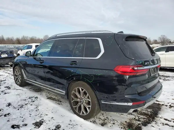 5UXCW2C03M9E87684 2021 BMW X7 - Image 2