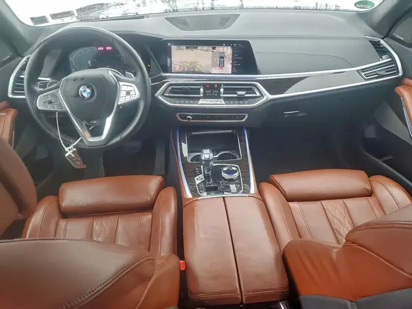 5UXCW2C03M9F10123 2021 BMW X7 - Image 8