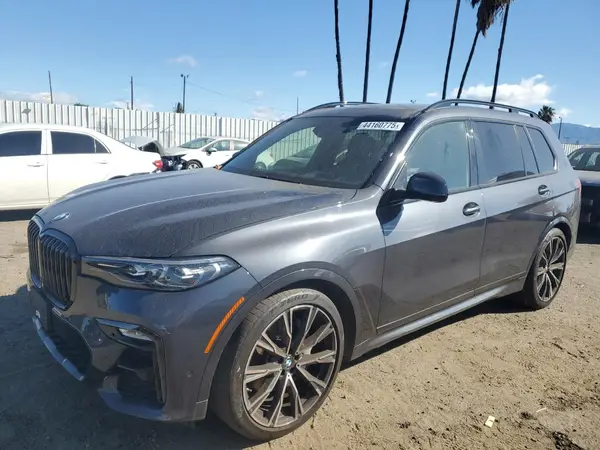 5UXCW2C03M9G60636 2021 BMW X7 - Image 1