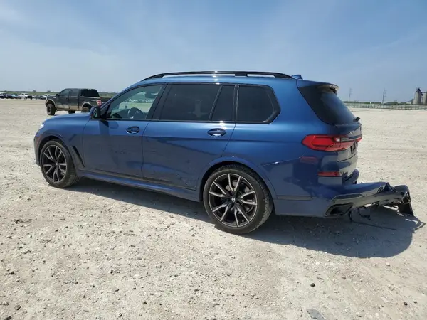 5UXCW2C03M9G67683 2021 BMW X7 - Image 2
