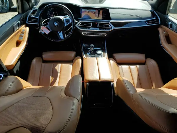 5UXCW2C03M9H54063 2021 BMW X7 - Image 8