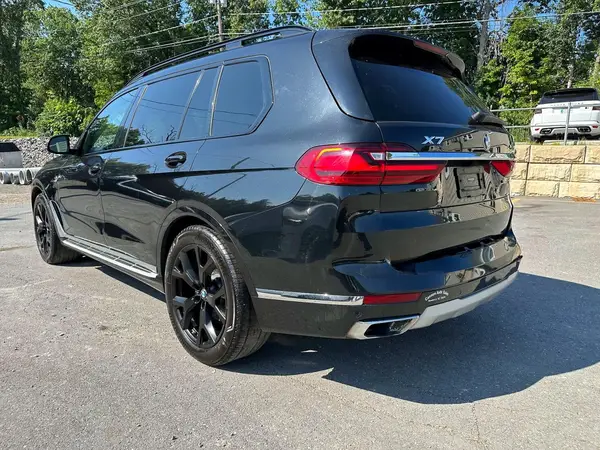 5UXCW2C03M9H82428 2021 BMW X7 - Image 2