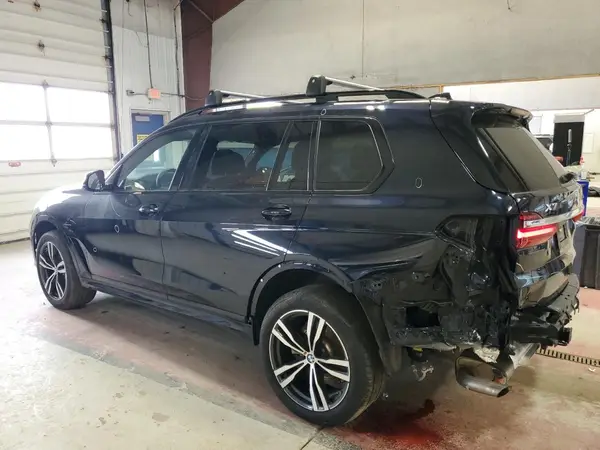 5UXCW2C03N9J94205 2022 BMW X7 - Image 2