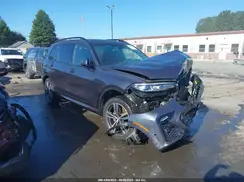 5UXCW2C03N9K13514 2022 BMW X7