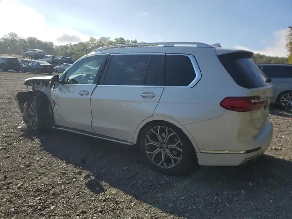 5UXCW2C03N9K49672 2022 BMW X7 - Image 2