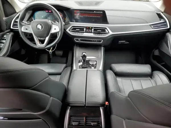 5UXCW2C03N9M08416 2022 BMW X7 - Image 8