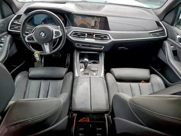 5UXCW2C03N9M16063 2022 BMW X7 - Image 8