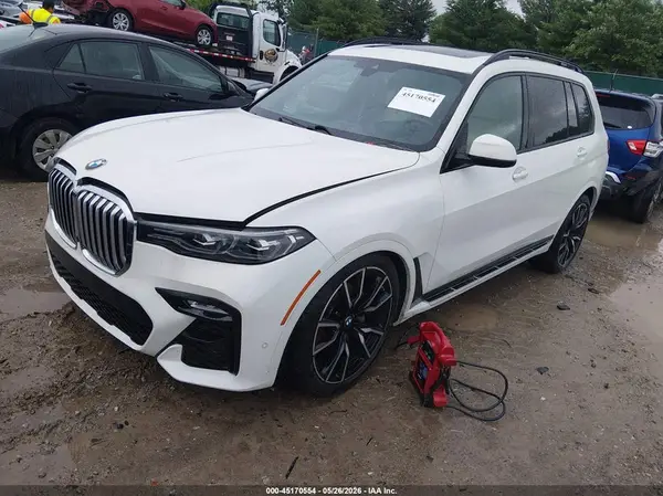5UXCW2C03N9M41061 2022 BMW X7 - Image 2
