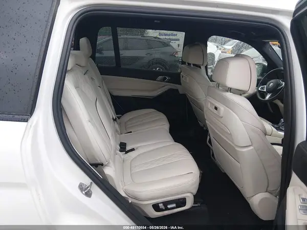 5UXCW2C03N9M41061 2022 BMW X7 - Image 8
