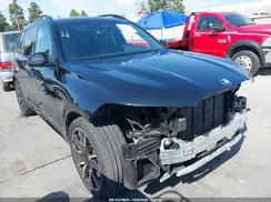 5UXCW2C03N9N11500 2022 BMW X7