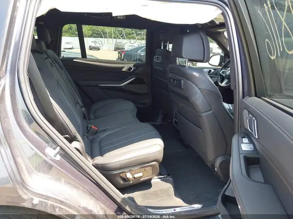 5UXCW2C04L0E74316 2020 BMW X7 - Image 8