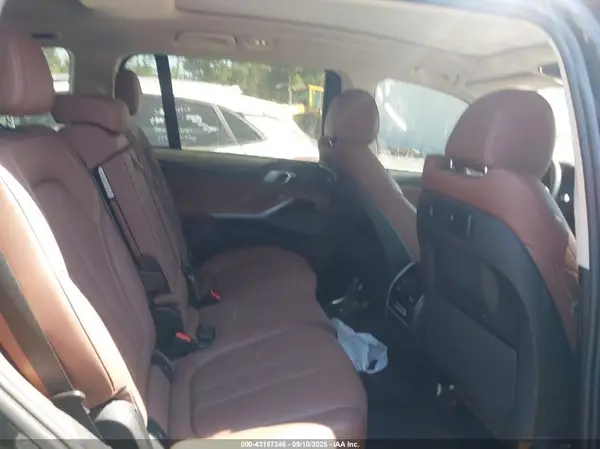 5UXCW2C04L9A03438 2020 BMW X7 - Image 8