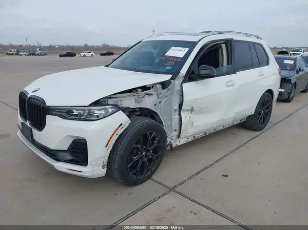 5UXCW2C04L9B40606 2020 BMW X7 - Image 2