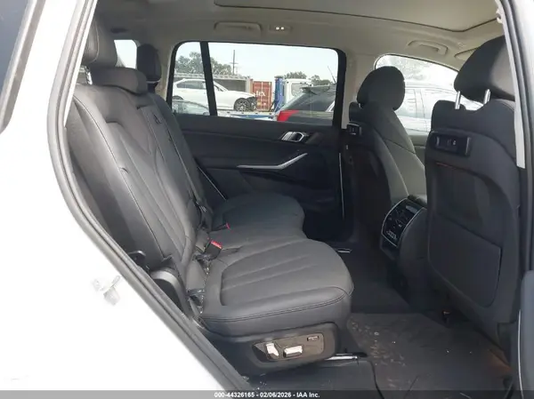 5UXCW2C04L9C13117 2020 BMW X7 - Image 8