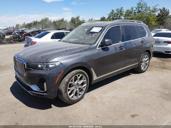 5UXCW2C04L9C61426 2020 BMW X7 - Image 2