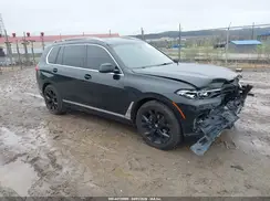 5UXCW2C04M9E36629 2021 BMW X7
