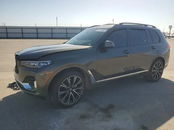 5UXCW2C04M9F03701 2021 BMW X7 - Image 1