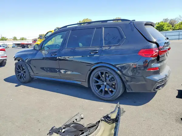 5UXCW2C04M9F58911 2021 BMW X7 - Image 2