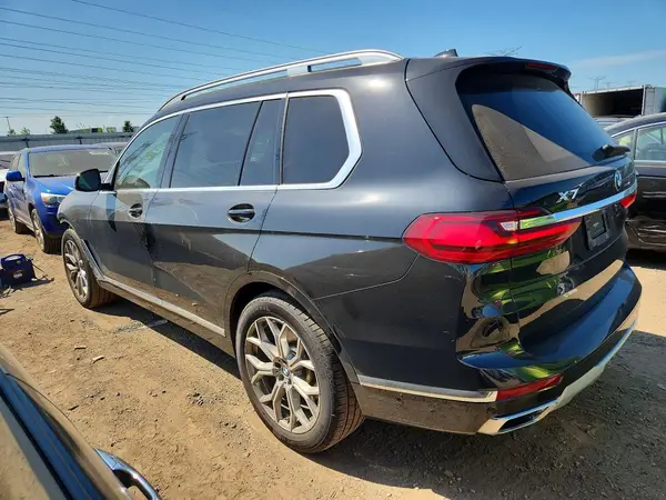5UXCW2C04M9F88443 2021 BMW X7 - Image 2