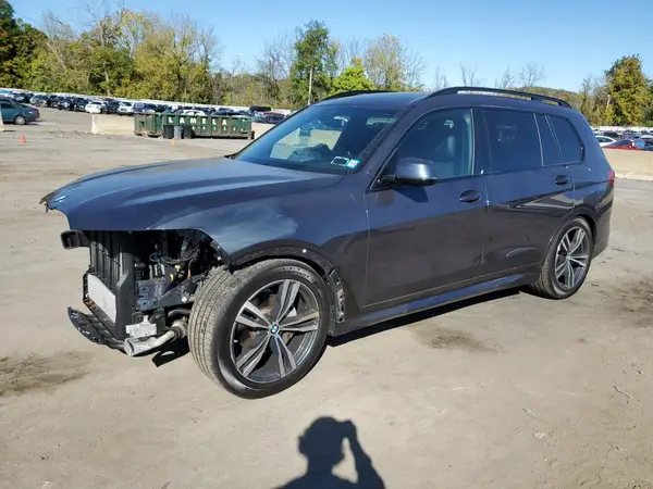 5UXCW2C04M9G58636 2021 BMW X7 - Image 1