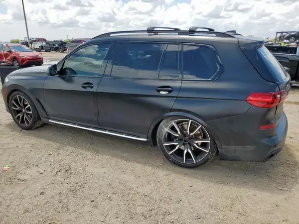 5UXCW2C04M9H15482 2021 BMW X7 - Image 2