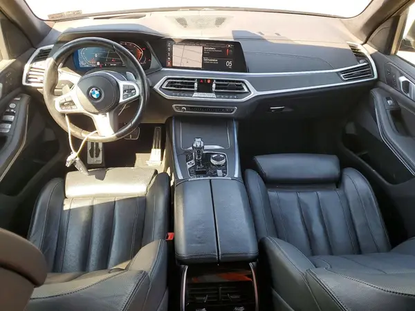 5UXCW2C04M9H67291 2021 BMW X7 - Image 8
