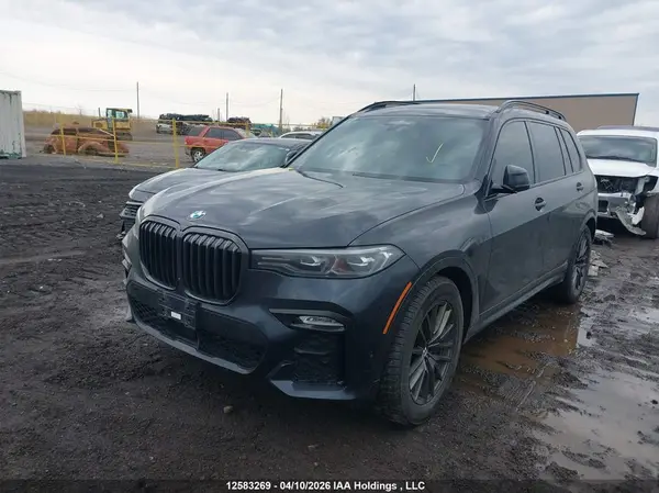 5UXCW2C04N9J08951 2022 BMW X7 - Image 2