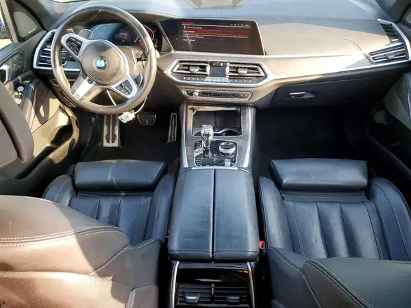 5UXCW2C05L0E74891 2020 BMW X7 - Image 8