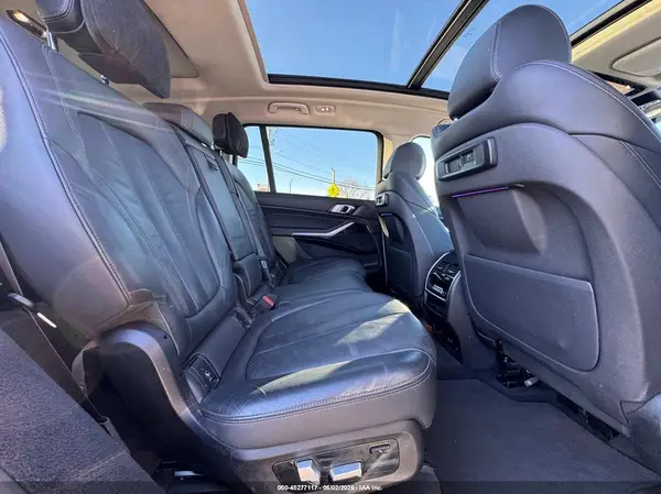 5UXCW2C05L9A03738 2020 BMW X7 - Image 8
