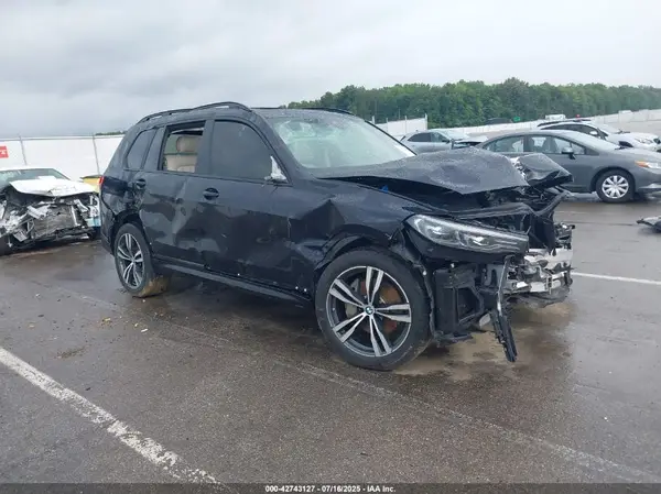 5UXCW2C05L9B62825 2020 BMW X7 - Image 1