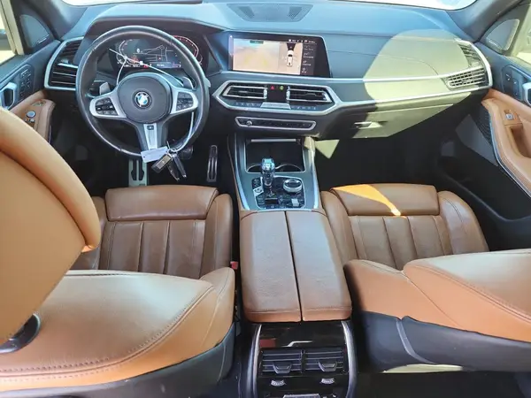 5UXCW2C05L9B83545 2020 BMW X7 - Image 8