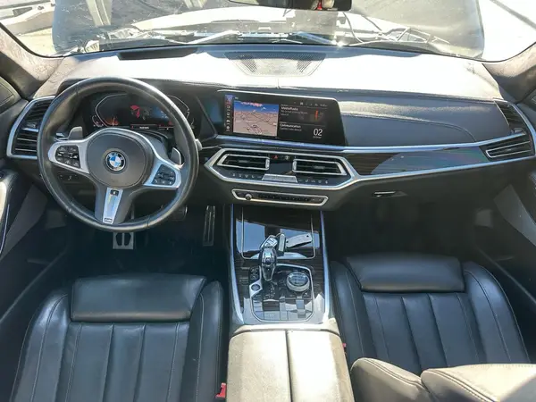 5UXCW2C05M9D86680 2021 BMW X7 - Image 8