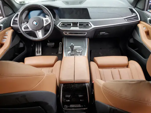 5UXCW2C05M9G60220 2021 BMW X7 - Image 8