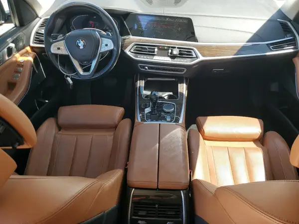 5UXCW2C05M9H35045 2021 BMW X7 - Image 8