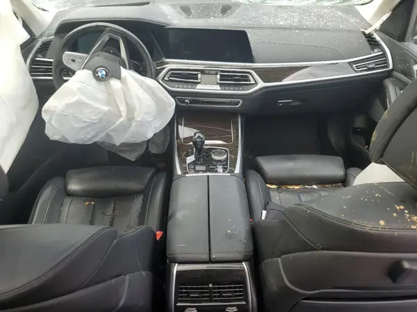 5UXCW2C05M9H40200 2021 BMW X7 - Image 8