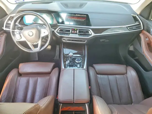 5UXCW2C05M9H59670 2021 BMW X7 - Image 8