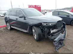 5UXCW2C05M9H65324 2021 BMW X7