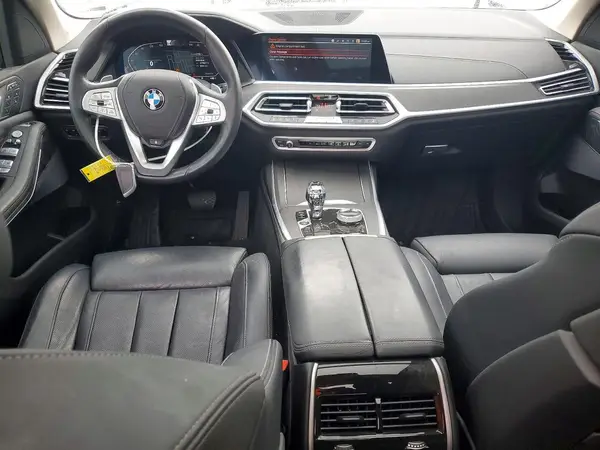 5UXCW2C05M9H67218 2021 BMW X7 - Image 8