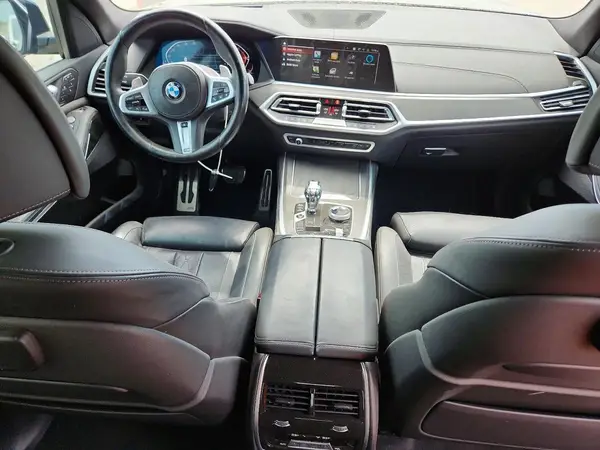 5UXCW2C05N9J59746 2022 BMW X7 - Image 8