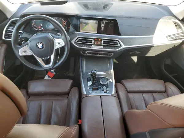 5UXCW2C05N9K20349 2022 BMW X7 - Image 8