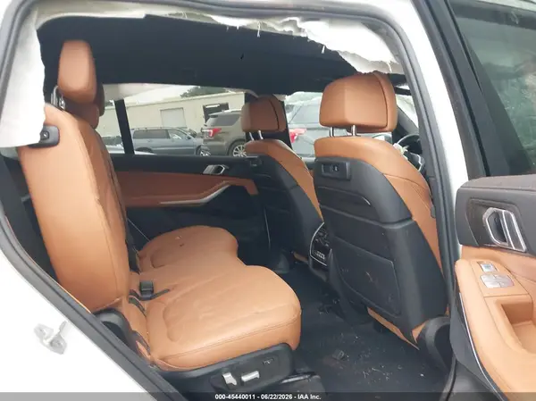 5UXCW2C05N9K22960 2022 BMW X7 - Image 8