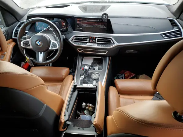 5UXCW2C05N9K49544 2022 BMW X7 - Image 8