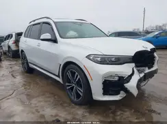 5UXCW2C05N9K70104 2022 BMW X7