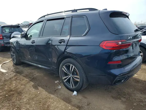 5UXCW2C05N9L10679 2022 BMW X7 - Image 2